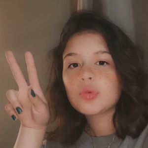 Meet your Posher, Auriana